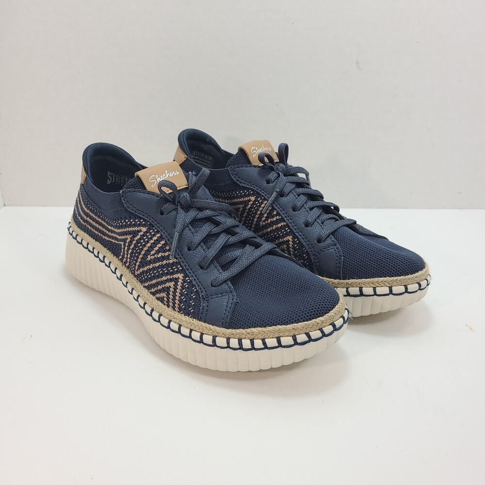 Skechers Women's Wilshire Blvd Lace-Up Look Slip On Sneaker Bellevue Size 8